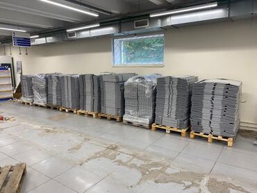 Витрины: Витрины, стеллажи, полки торговые металлические б/у, полка магазинная — 7