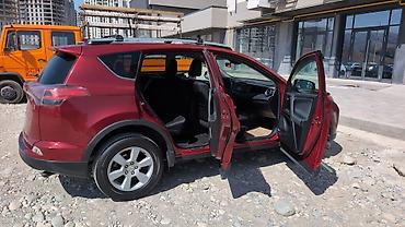 d 4d: Toyota RAV4: 2018 г., 2.5 л, Бензин — 7