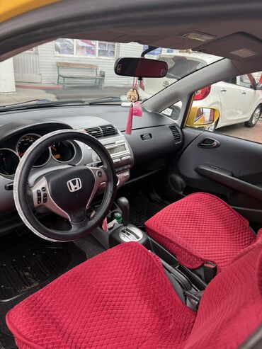 Honda: Honda Jazz: 2007 г., 1.3 л, Вариатор, Бензин, Седан — 3