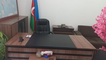 Hummer: Ofis masa dəsti baha alınıb təcili satılır deyə dəyərindən ucuz