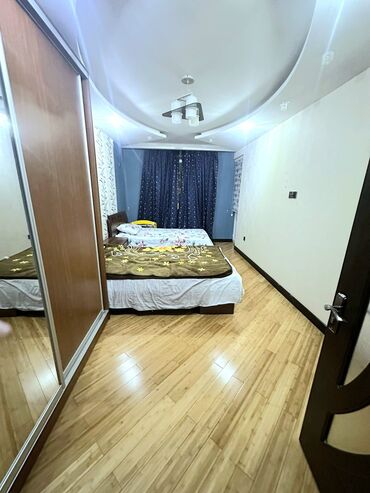 Köhnə tikili: Montində Kosmos y/ kompleksində 18/10 u 3 otaq 136 kv əla təmirli -da lalafo.az — 6 Köhnə tikili: Montində Kosmos y/ kompleksində 18/10 u 3 otaq 136 kv əla təmirli — 6