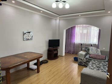 карпинка чуй: 3 комнаты, 72 м², 105 серия, 2 этаж, Евроремонт