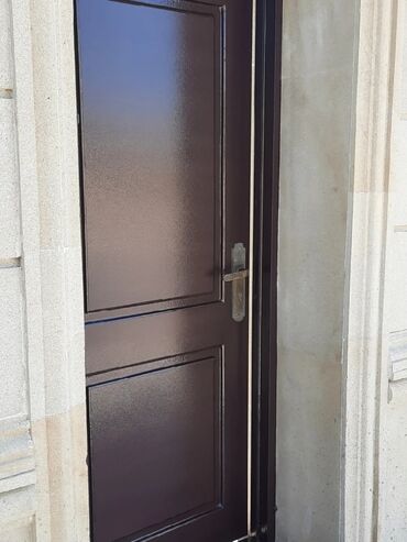 Digər ixtisaslar: Rengsaz xidmeti — 10