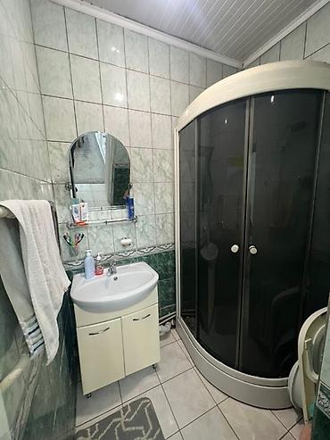 Продажа коттеджей и домов: --- 🏡 **Продается уютный и просторный дом в г. Бишкек, ул. Матыева 72 — 26