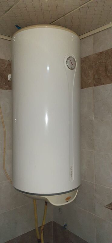 Giriş qapıları: Ariston 100 l