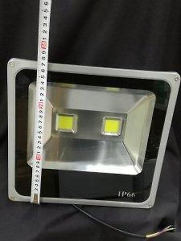 Rasveta: 100W Reflektor kvalitetnije diode. Snaga: 100W Boja: 6500 K — 11