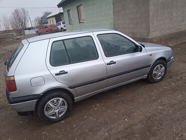 Volkswagen: Volkswagen Golf: 1996 г., 1.6 л, Механика, Бензин, Седан