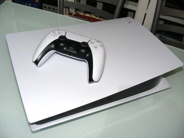 PS5 (Sony PlayStation 5): В идеальном состоянии, использовал редко так как в разъездах обычно