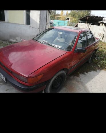 mitsubishi автомобиль: Mitsubishi Lancer: 1992 г., 1.5 л, Механика, Бензин, Хэтчбэк