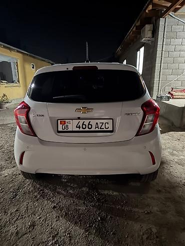 срочно продам машину: Chevrolet Spark: 2018 г., 1 л, Автомат, Бензин, Хэтчбэк — 4