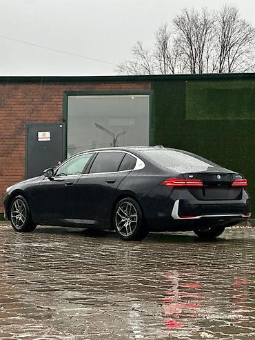 BMW: BMW : 2024 г., Электромобиль, Седан — 4