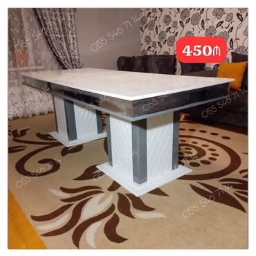 Divan və masa dəstləri: Qonaq masası, Yeni