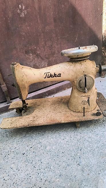 tikis aparati: Məhsul: Tikka tikiş maşınının gövdəsi (mexaniki, vintaj model) — 4