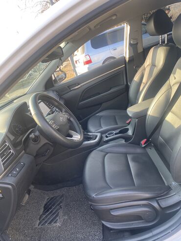 Hyundai: Hyundai Avante: 2020 г., 1.6 л, Автомат, Бензин, Седан — 10