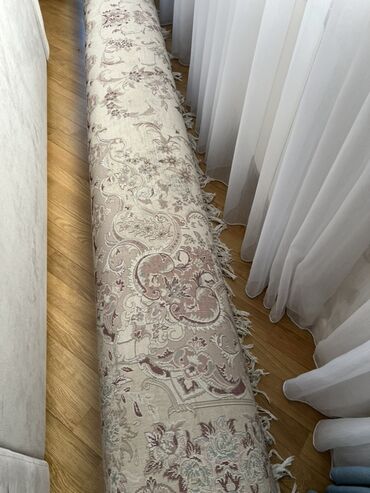 гул дасталар: Ковер Нет кредита