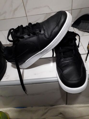 fila patike zelene: Nike, Veličina - 38
