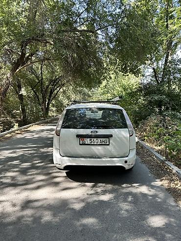 Унаа сатып алуу: Ford Focus: 2010 г., 1.6 л, Кол менен иштөөчү, Бензин, Универсал — 3