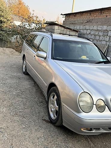 howo shacman: Mercedes-Benz E-Class: 2002 г., 2.2 л, Автомат, Дизель, Универсал — 4