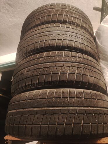 Шины: Шины 215 / 60 / R 16, Зима, Б/у, Комплект, Легковые, Япония, Bridgestone