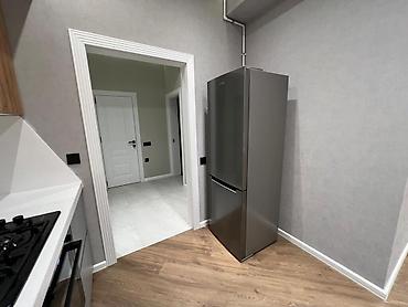 Kirayə mənzillər: İcarəyə verilir 3 otaqlı yeni tikili 85 m², 20 Yanvar m. Kateqoriya — 6