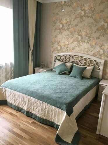 срочно продаётся 1 комнатная квартира в районе шлагбаум по улице кенсуйская 17: 1 комната, Душевая кабина, Постельное белье, Кондиционер