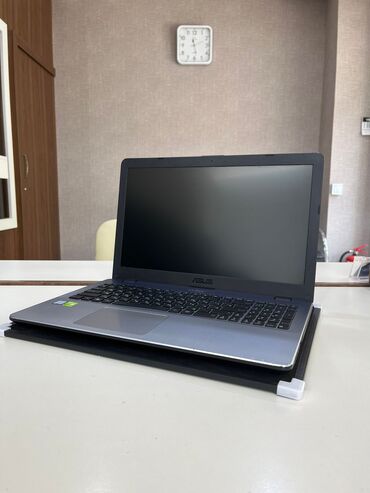 asus laptop: İşlənmiş ASUS 15.6 ", Intel Core i7, 128 GB, Ünvandan götürmə