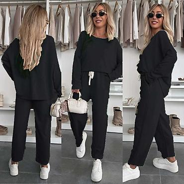 Gornji i donji deo: Kompleti.Cena 2400 din — 11