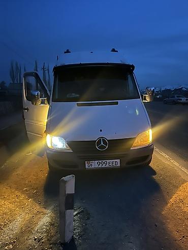 hongqi e: Легкий грузовик, Mercedes-Benz, Б/у — 2
