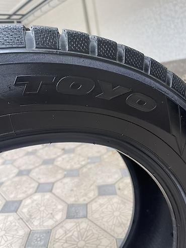 Шины: Продаю 2 зимние шины TOYO ❄️ Размер: 235/65 R18 • 106Q Бренд: TOYO — 3