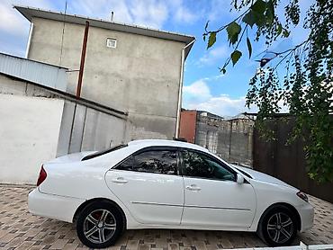 Toyota: Toyota Camry: 2002 г., Седан — 8
