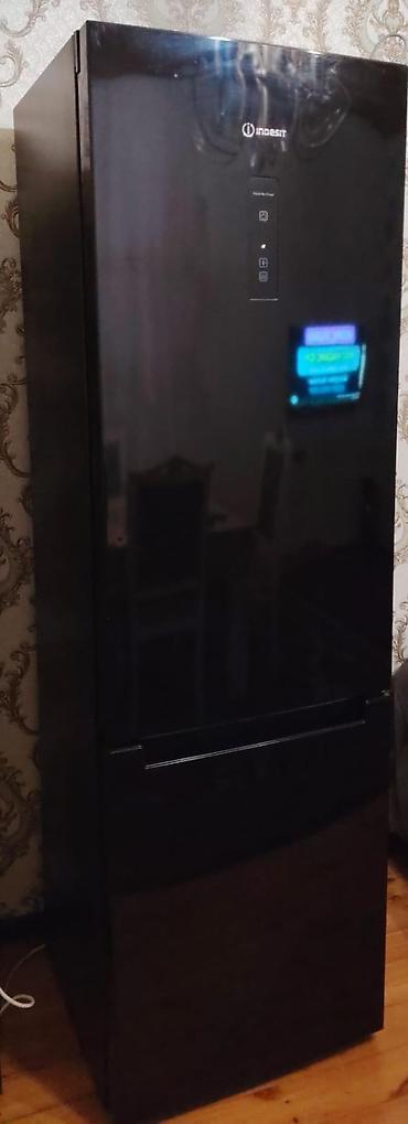 xaladelnik ev: İşlənmiş 2 qapılı Indesit Soyuducu Satılır, rəng - Qara — 1