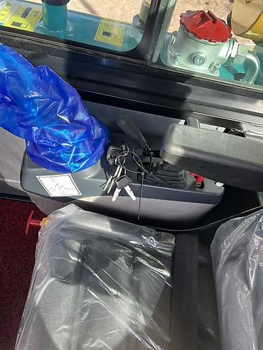 Экскаваторы: Экскаватор, Гусеничный — 7