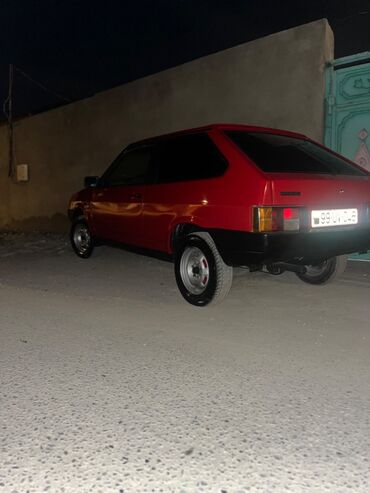 06 lada: VAZ (LADA) 2108: 1.5 l | 1987 il | 4000000 km Hetçbek