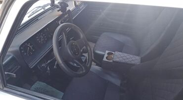 VAZ (LADA): VAZ (LADA) 2107: 0.3 l | Sedan — 3