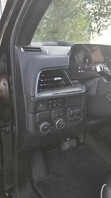 suv: Chevrolet Tahoe: 2025 г., 5.3 л, Автомат, Бензин, Внедорожник — 9