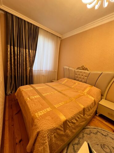 damla mebel фото: Двуспальная кровать, Шкаф, Трюмо, Тумба, Азербайджан, Б/у