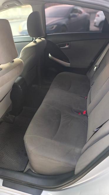 экономия бензин: Toyota Prius: 2014 г., Автомат, Гибрид, Хэтчбэк — 6