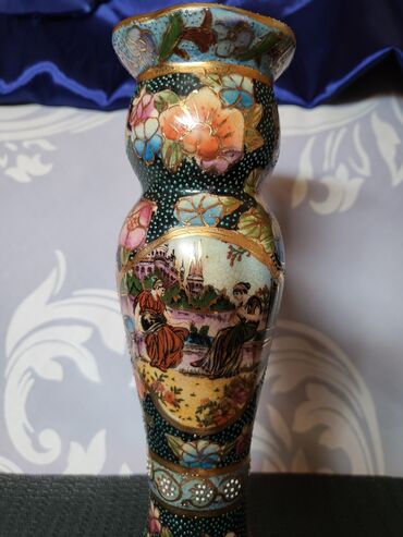 Staro posuđe i escajg: Svecnjak nov,rucno oslikan reljefni kineski porcelan iz 70-ih — 4