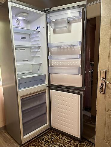 eafc 24: Холодильник Beko, Б/у, Двухкамерный, No frost, 60 * 200 * 60 — 2