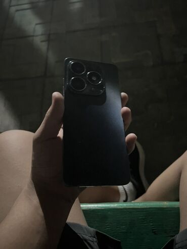 tecno pova 5 цена: Tecno Spark 20, Б/у, 256 ГБ, цвет - Черный