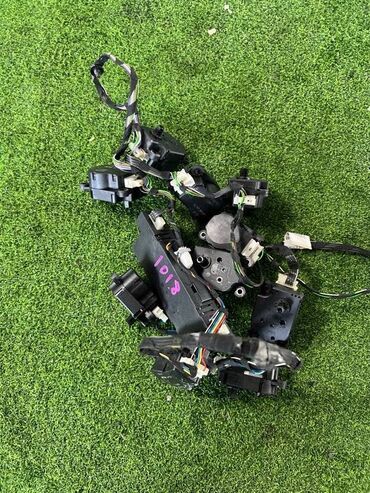 эбу гольф: Сервопривод печки Mercedes-Benz S-CLASS W220 2004 (б/у) ЭЛЕКТРОНИКА -