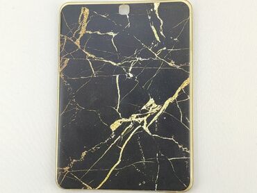 Accessories: Phone case, condition - Good