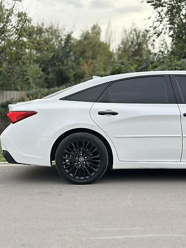 Toyota: Toyota Avalon: 2021 г., 2.5 л, Автомат, Гибрид, Седан — 5