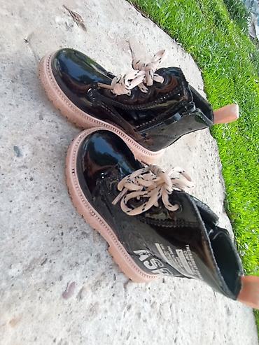 Детская обувь: Детская обувь на девочку . Белые сапожки с бантиком внутри с мехом — 8