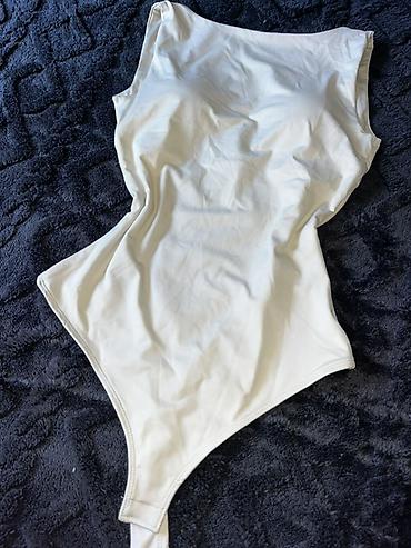 p.s. fashion kombinezon: Ženska garderoba – 3 komada 1) Elegantna duga haljina - Boja: crna - — 10