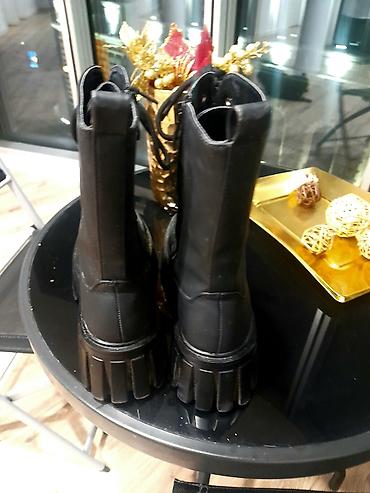 Gležnjače: Gležnjače, Ara, 39 — 2