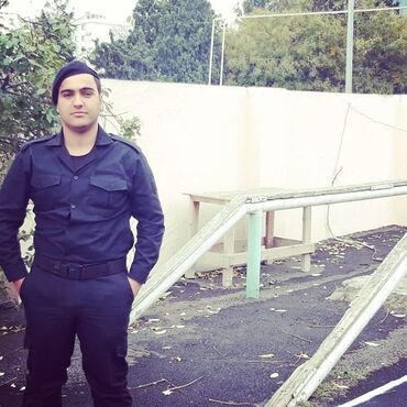 onlayin iş: Salam boy 1.70 çəki 79 yaş 26 6 illik iş təcrübəm var özəl mühafizə