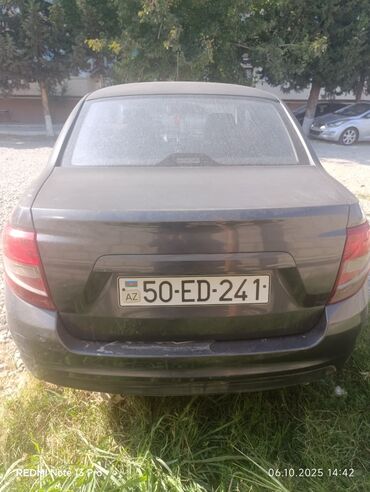 VAZ (LADA): VAZ (LADA) Vesta: 1.6 l | 2021 il 220900 km Sedan — 9