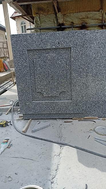 Фасадные плиты Сары-Таш (Травертин): Сары таш Сары таш толко оптом 15 $ Натуральный Гранит Ангола, Серый — 15