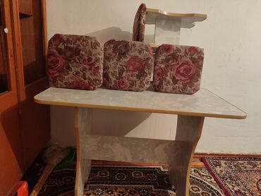 стол и стулья бу: Кухонный Стол, цвет - Серый, Б/у
